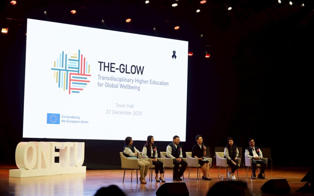 THE-GLOW project represents the Health Sciences Cluster at Thammasat University’s 4th Town Hall Meeting